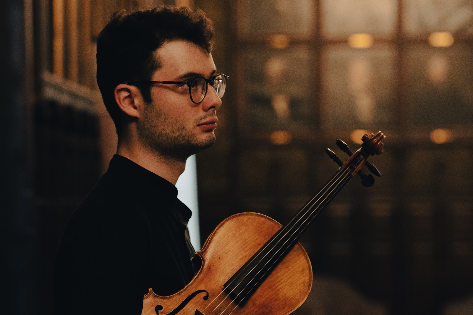 Nicolay Roldán, Carlos